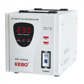 Kebo SDC-3000VA Σταθεροποιητής Τάσης Servo Motor 3000VA / 1800W με Μπόρνες, Ψηφιακές Ενδείξεις